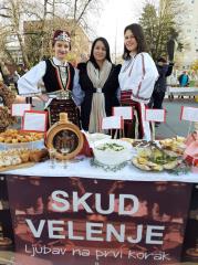 ECF1EA7A-2686-4FEF-9CDA-C66702BEB5A7