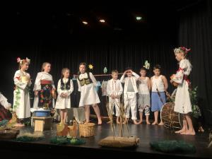 DF1D5578-2EF0-4D10-9615-70075557F999