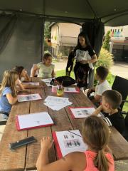 74979EDB-F5B3-4C57-AEF3-24742DBD39D6