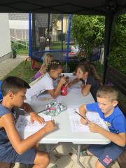 2686C59D-F822-4DB9-91A9-0E36F5FDD94B