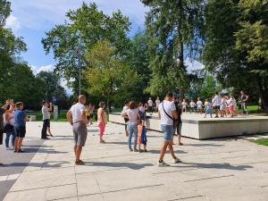 72D7ED60-0455-45D1-BED1-877E10A3B286