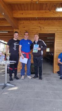 C459F9ED-CC7E-4DA1-BBA1-DEF816B1200A